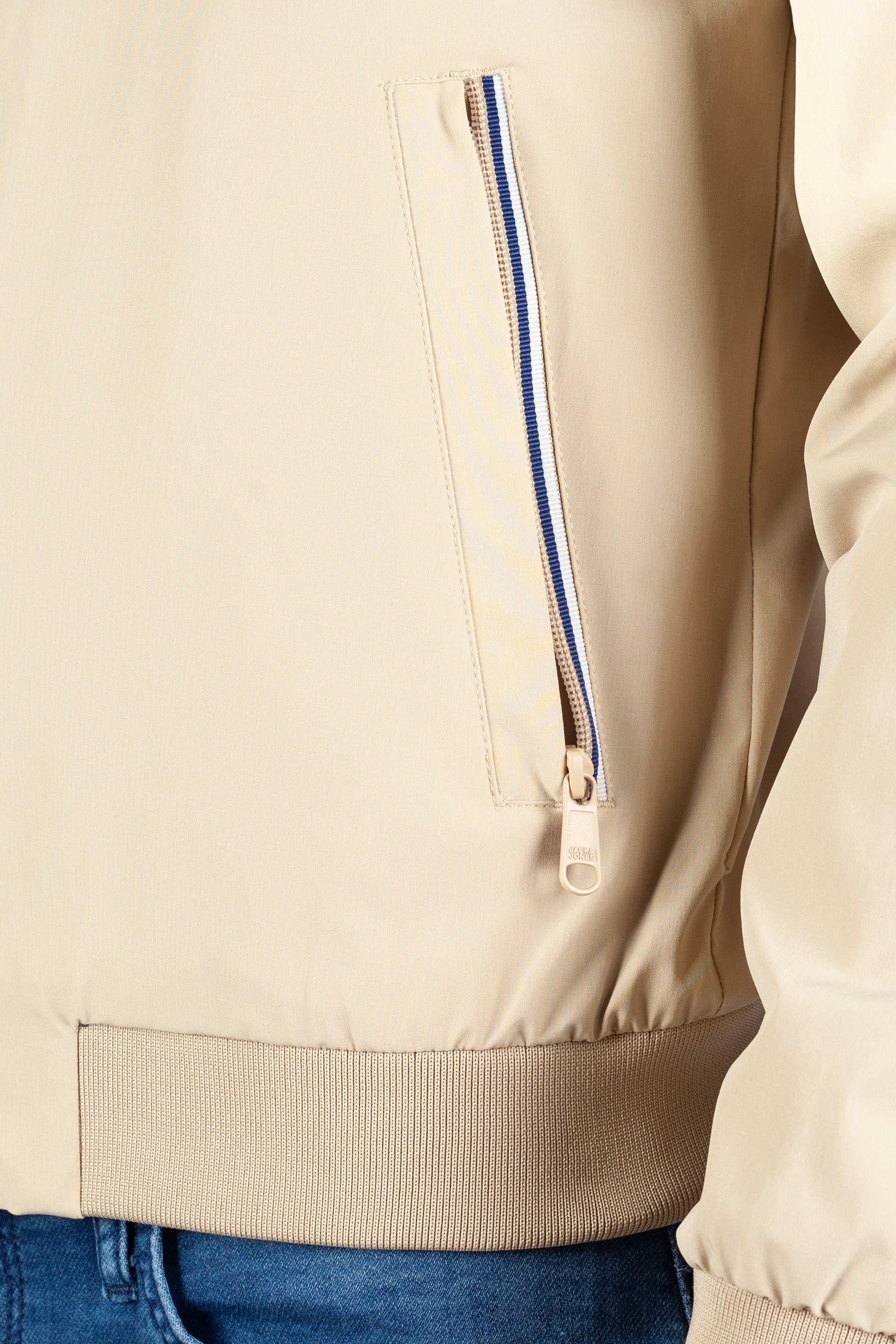 Windjacke JACK & JONES 12251906-Fields-Of-Rye