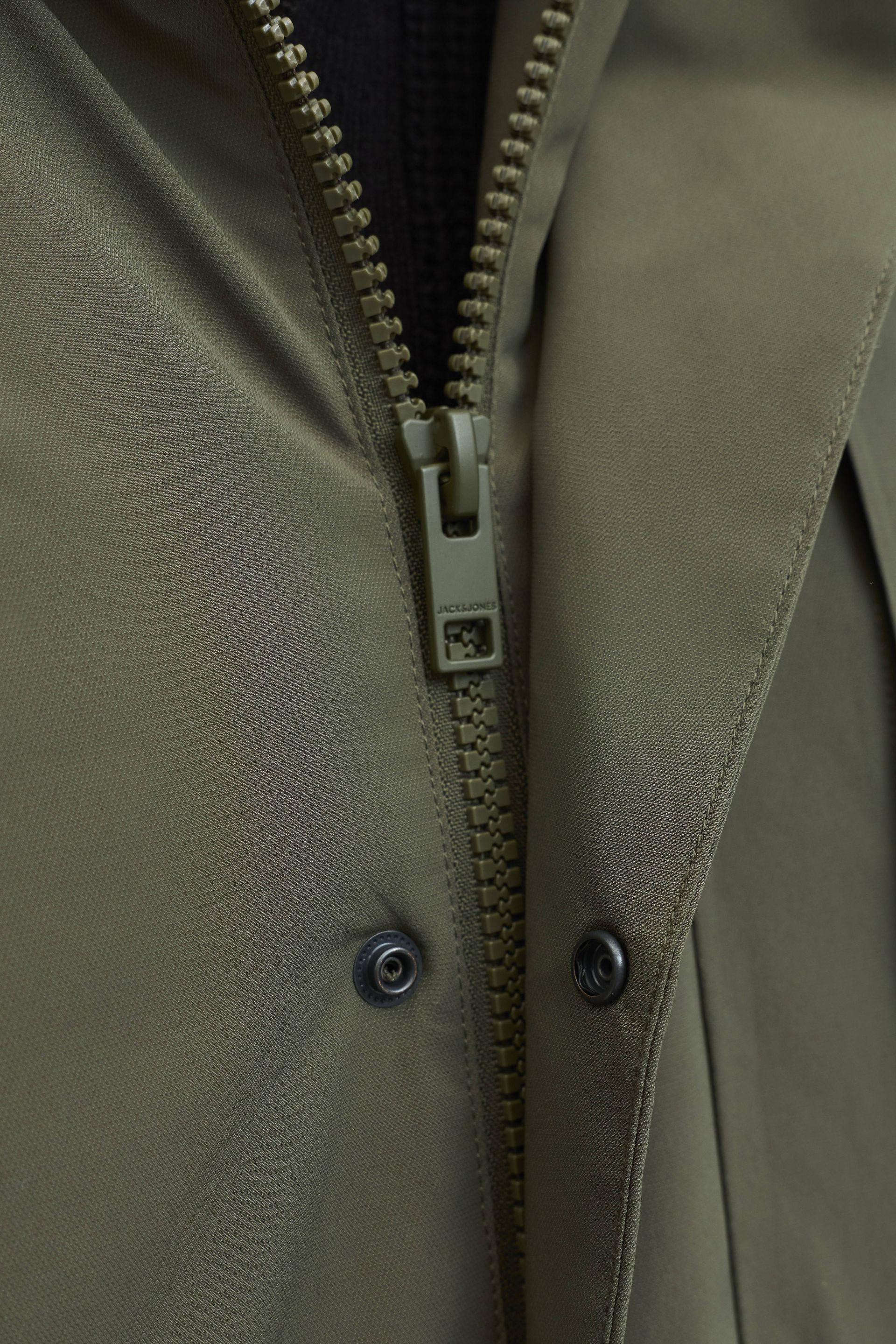 Winterjacke JACK & JONES 12278782-Grape-Leaf