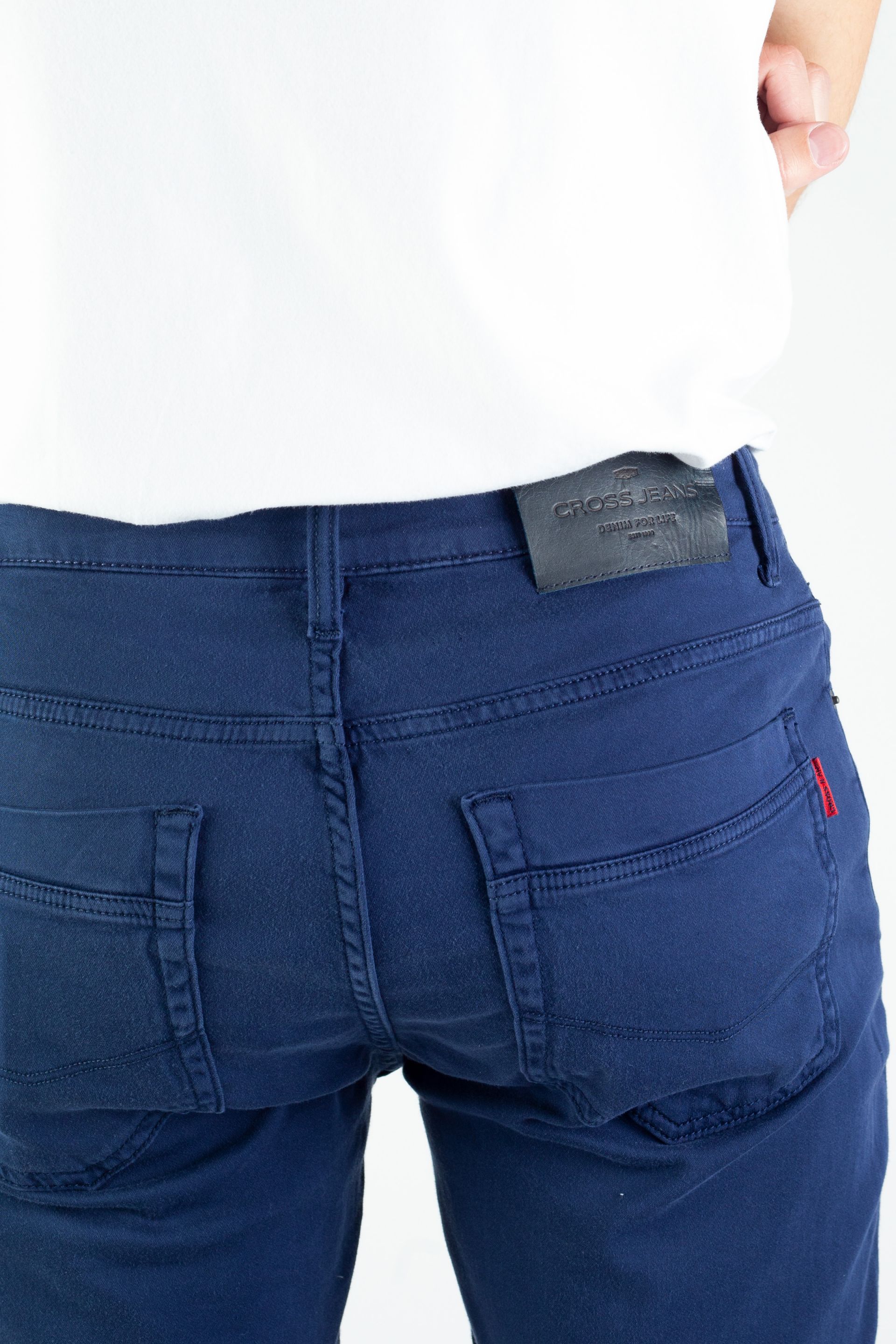 Riidest šortsid CROSS JEANS A550-009