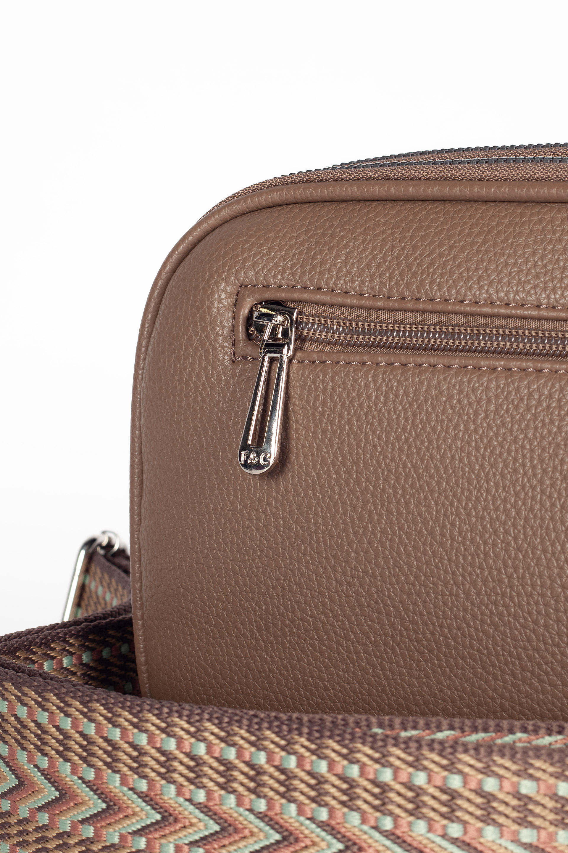 Shoulder bag FLORA&CO H6915-TAUPE