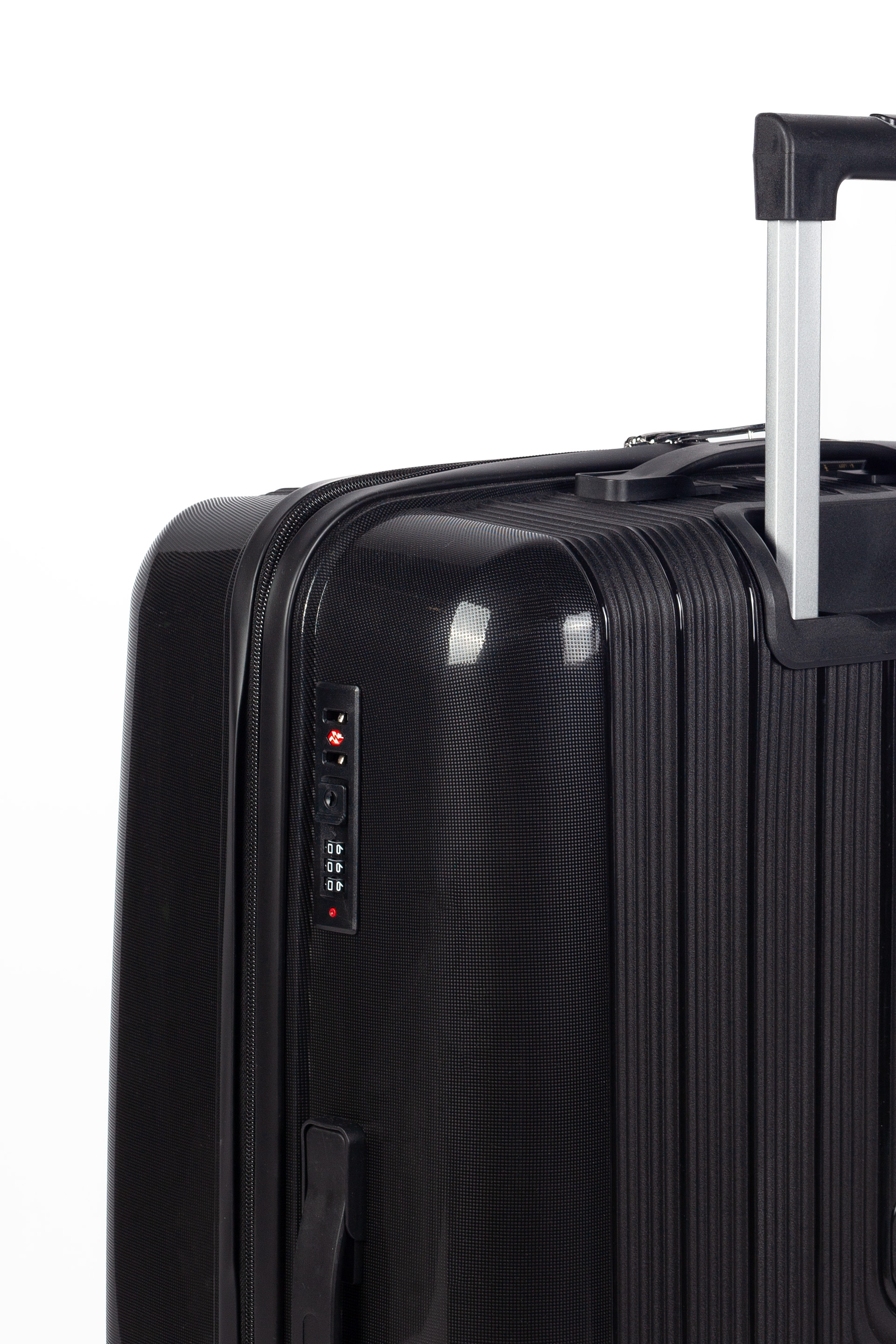 Travel suitcase PIERRE CARDIN PP44-LEE08-NERO-M