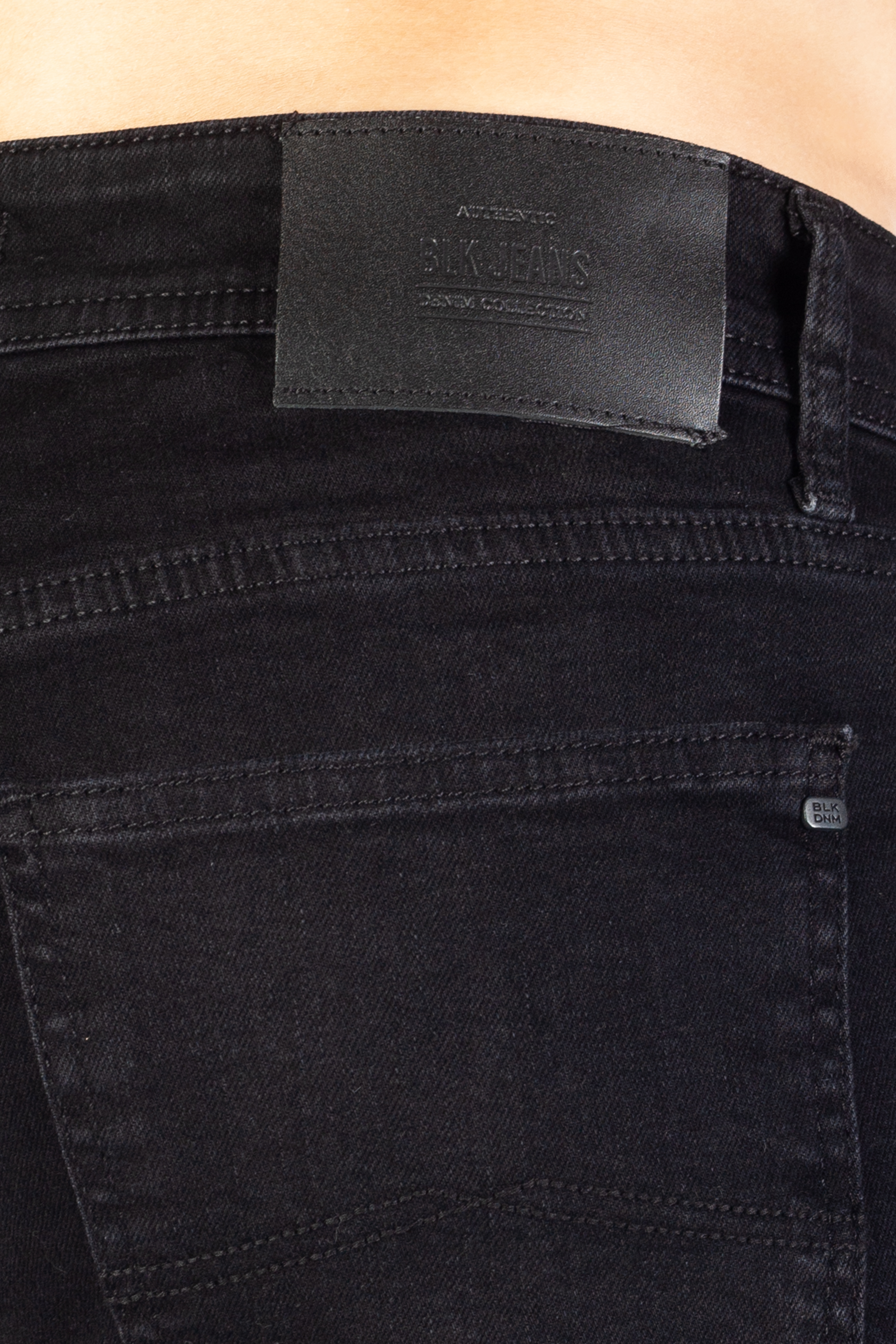 Farkut BLK JEANS 8380-5120-301-210