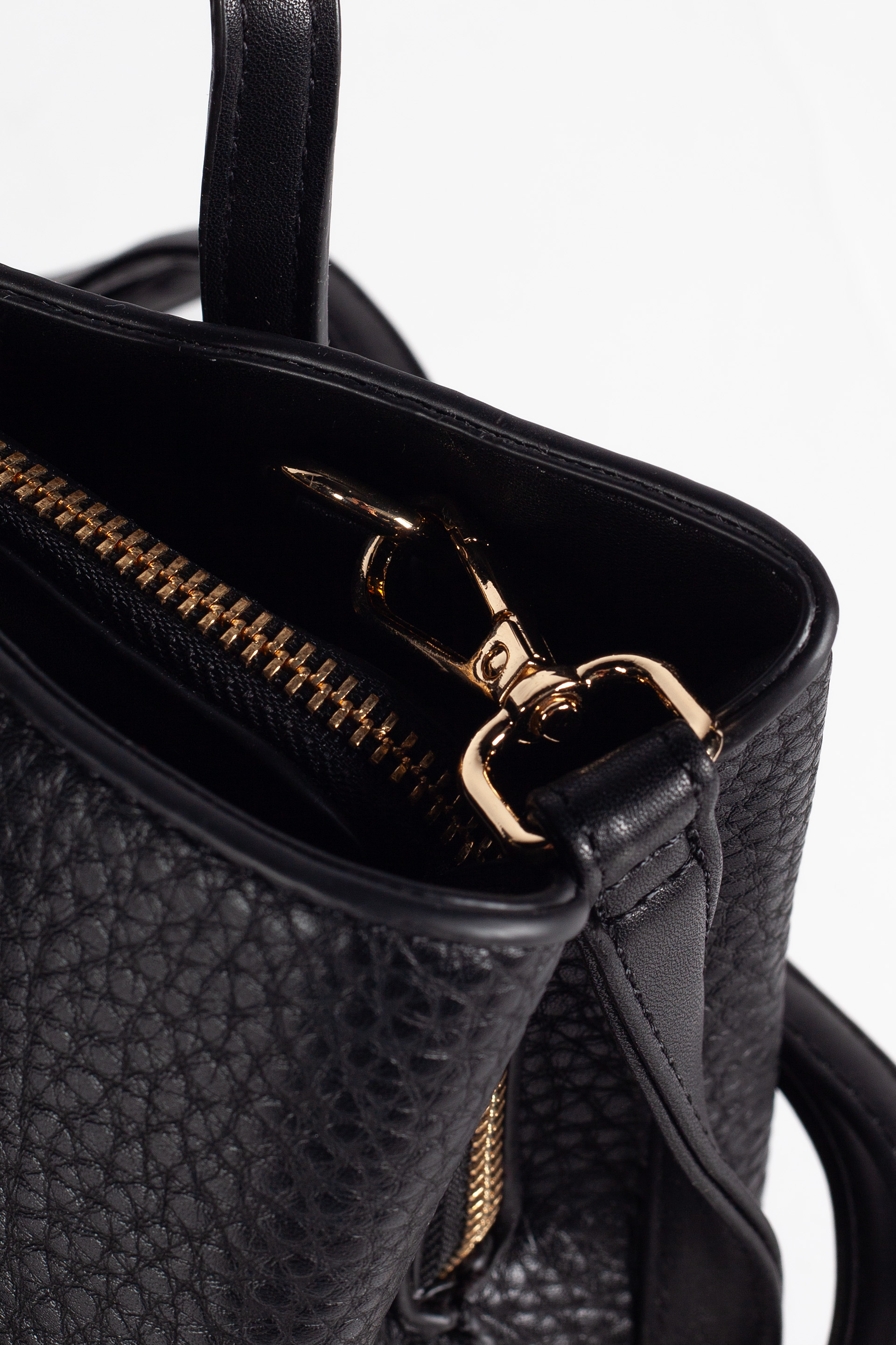 Olkalaukku PIERRE CARDIN 86990-MS172-NERO