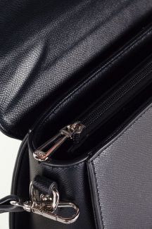 Rankinė FLORA&CO F8580-NOIR