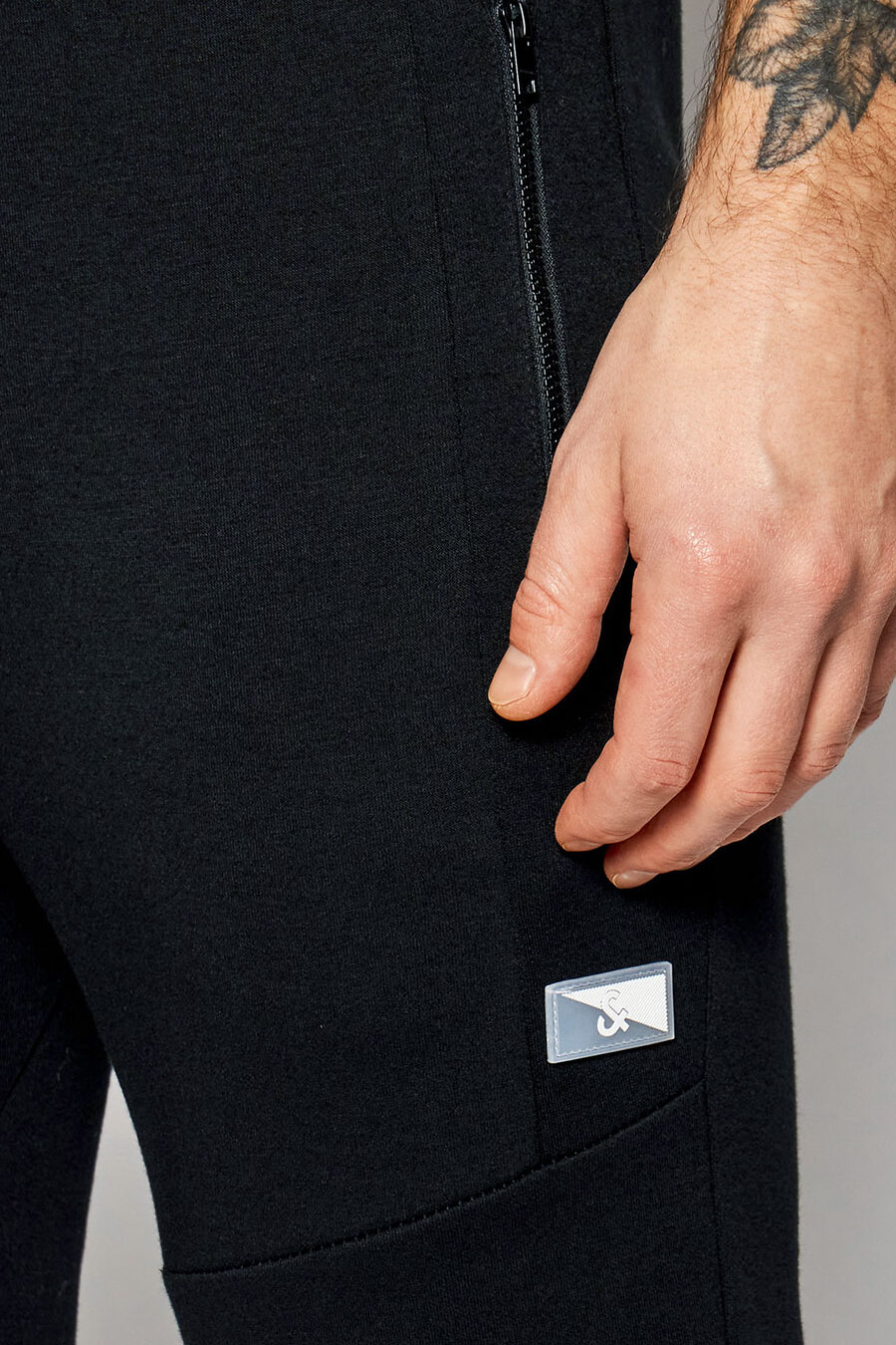 Sporta bikses JACK & JONES 12184970-Black