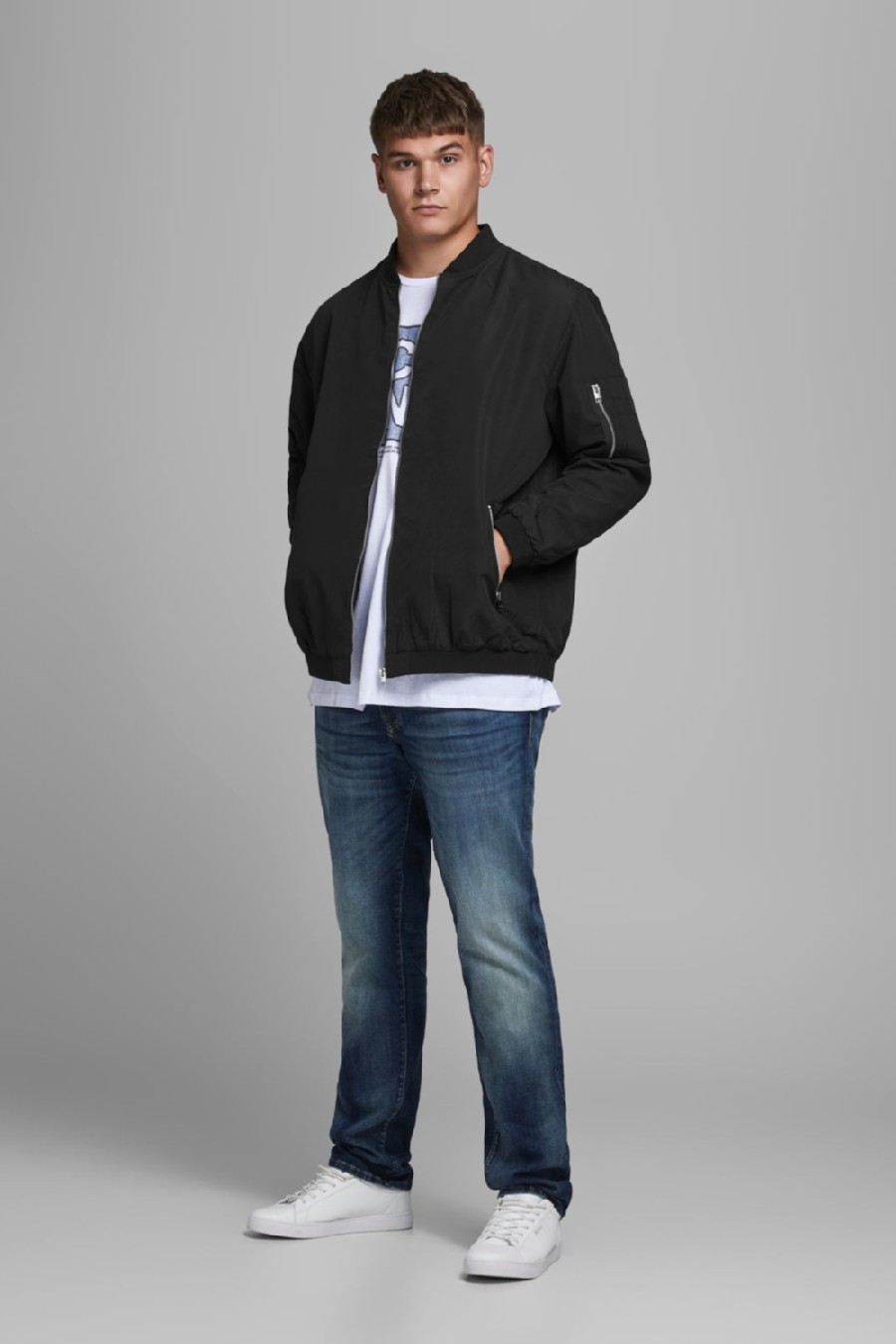 Vējjaka JACK & JONES 12173990-Black