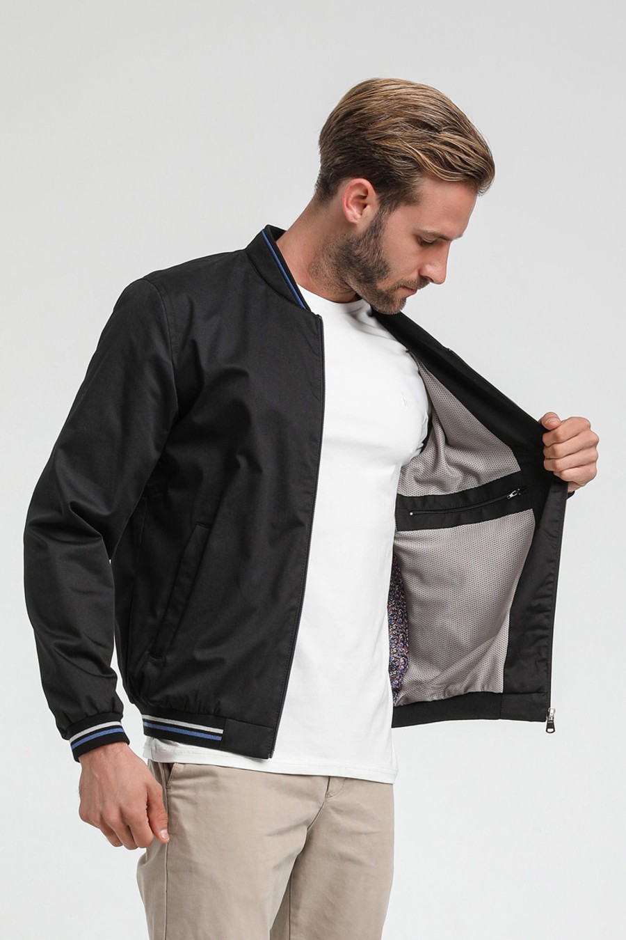 Vējjaka ZEN AND ZEN MN32902-SIYAH