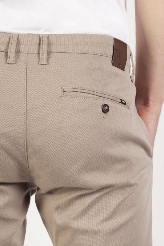 Klasiskās bikses CROSS JEANS E120-040