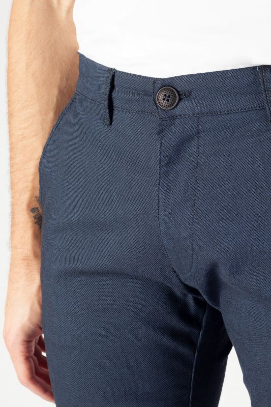 Klasiskās bikses CROSS JEANS E120-046