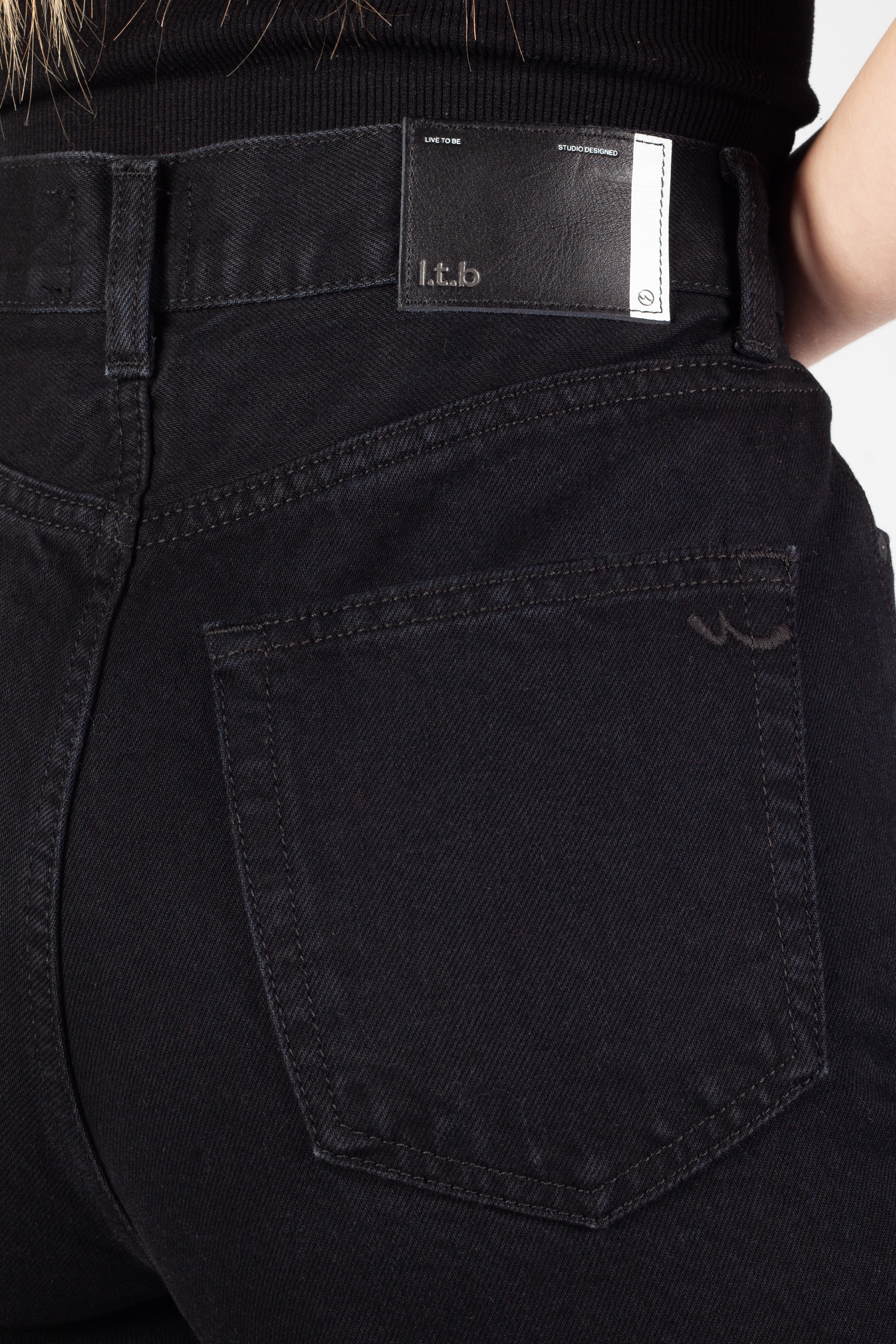 Джинсы LTB JEANS 1009-51820-16045-200