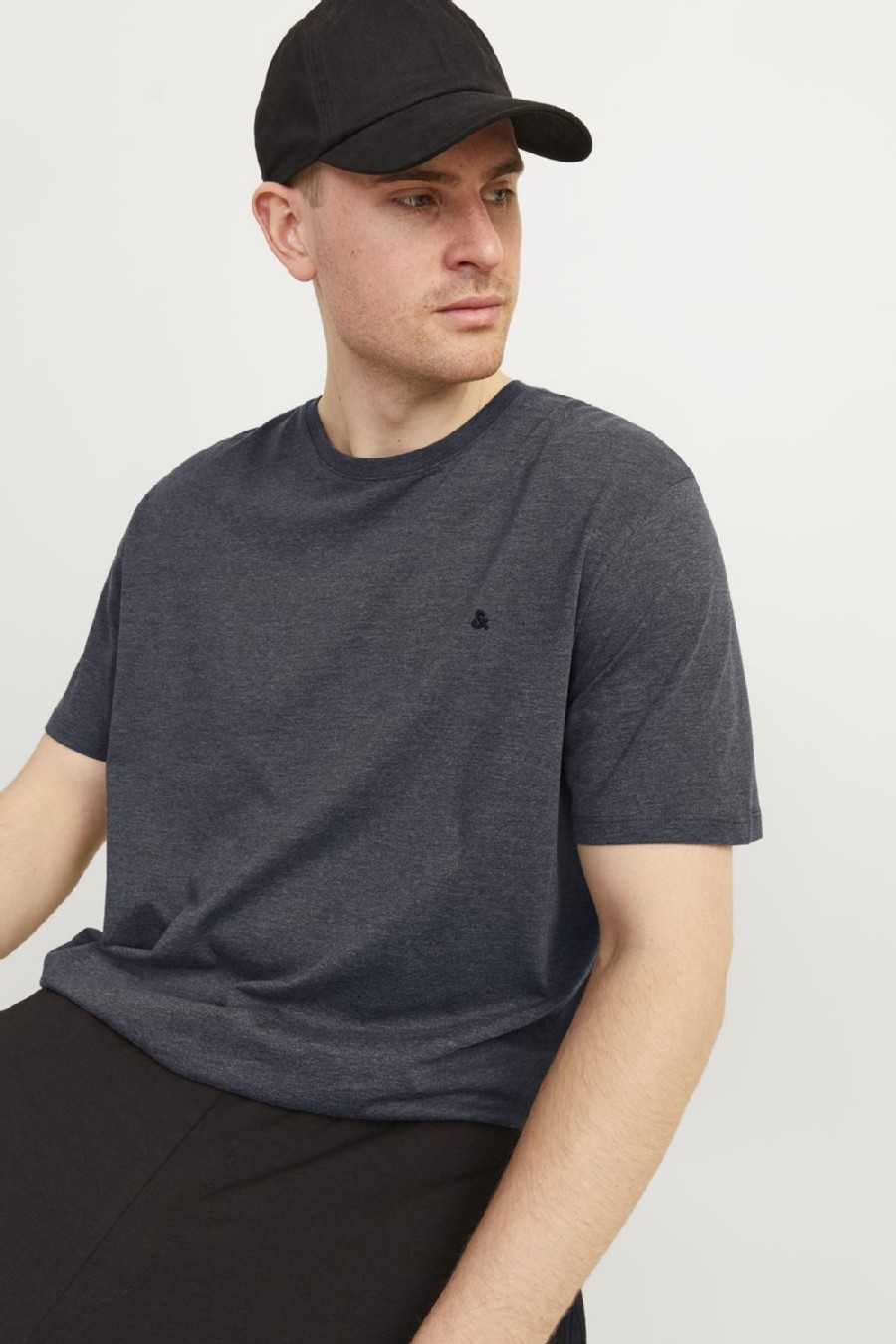 Футболкa JACK & JONES 12253778-DG-Melange