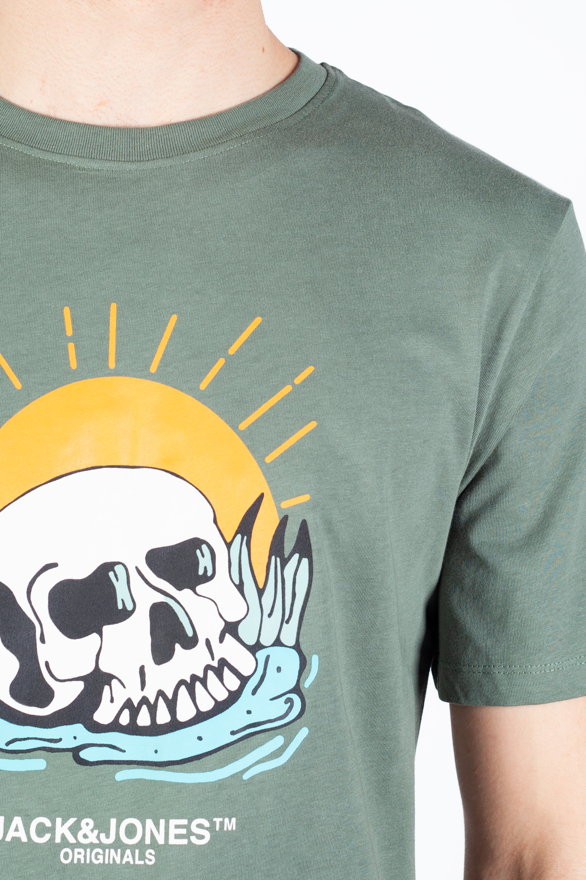 Футболкa JACK & JONES 12255651-Laurel-Wreath