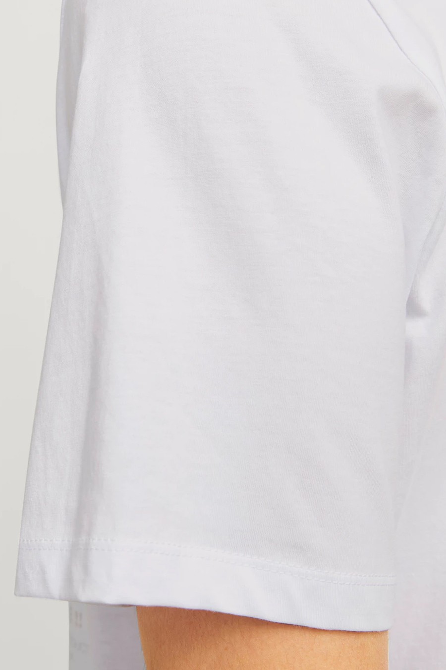 Футболкa JACK & JONES 12256782-White-B