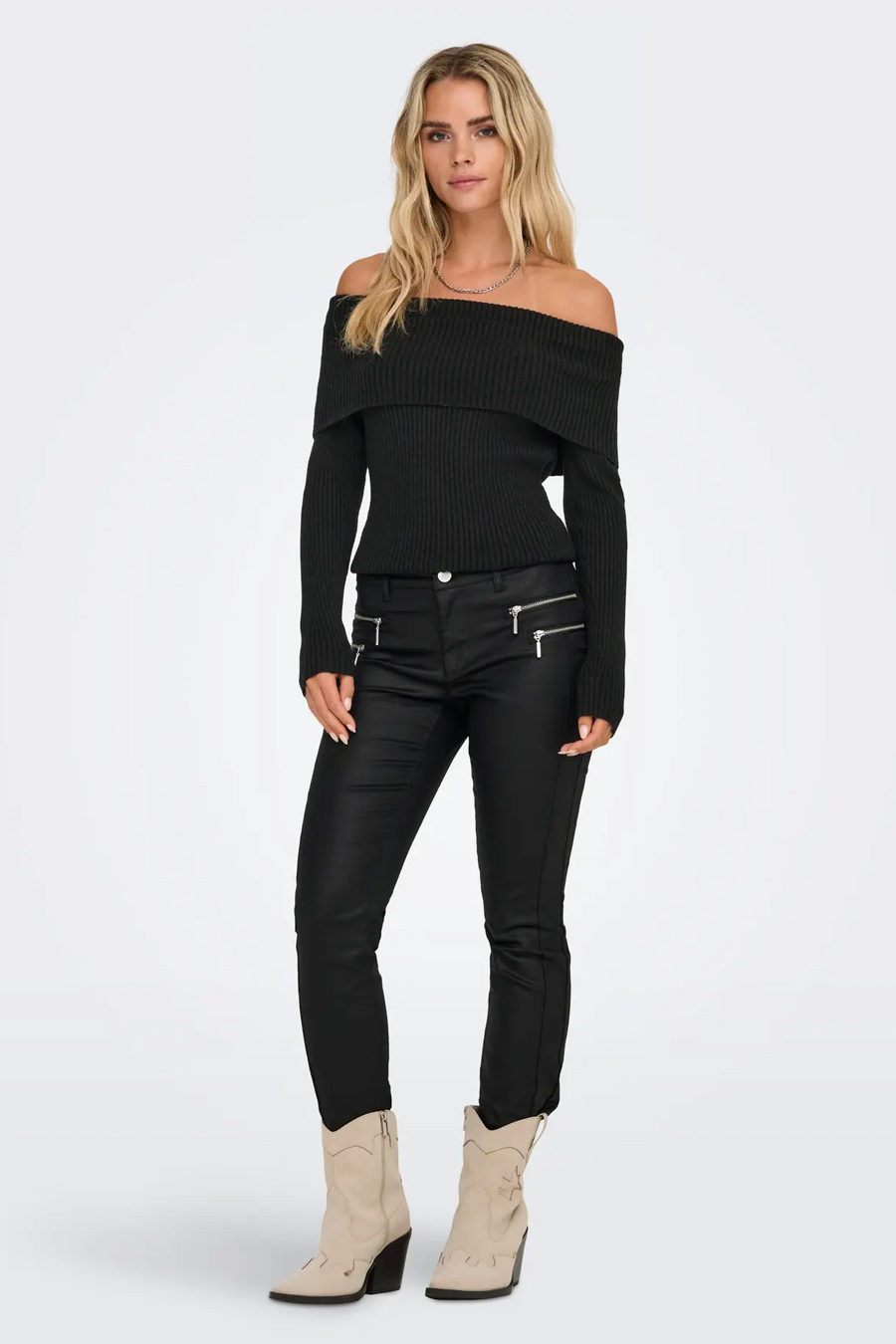 Свитер ONLY 15311830-Black