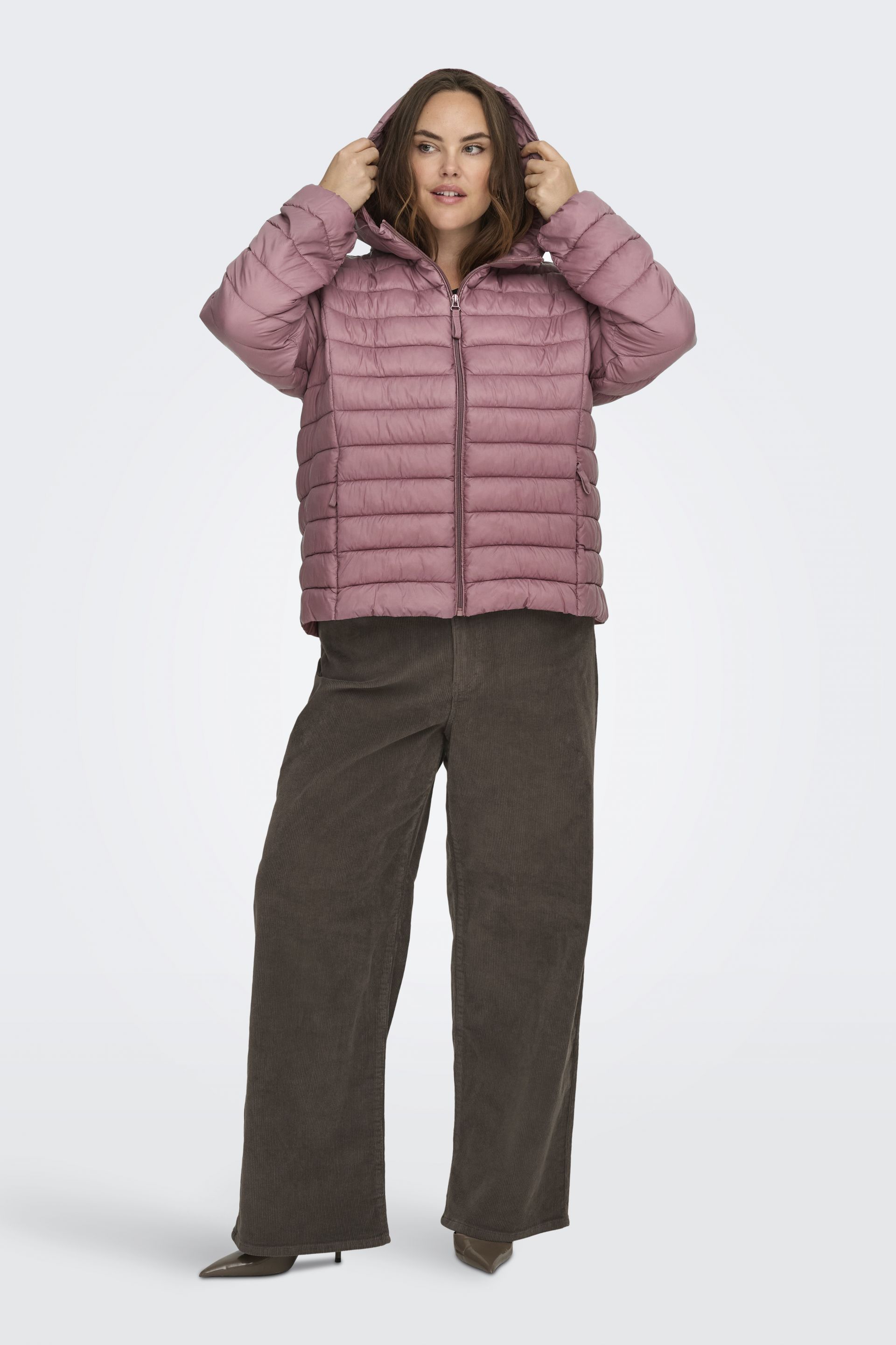 Курткa ONLY CARMAKOMA 15366368-Rose-Brown